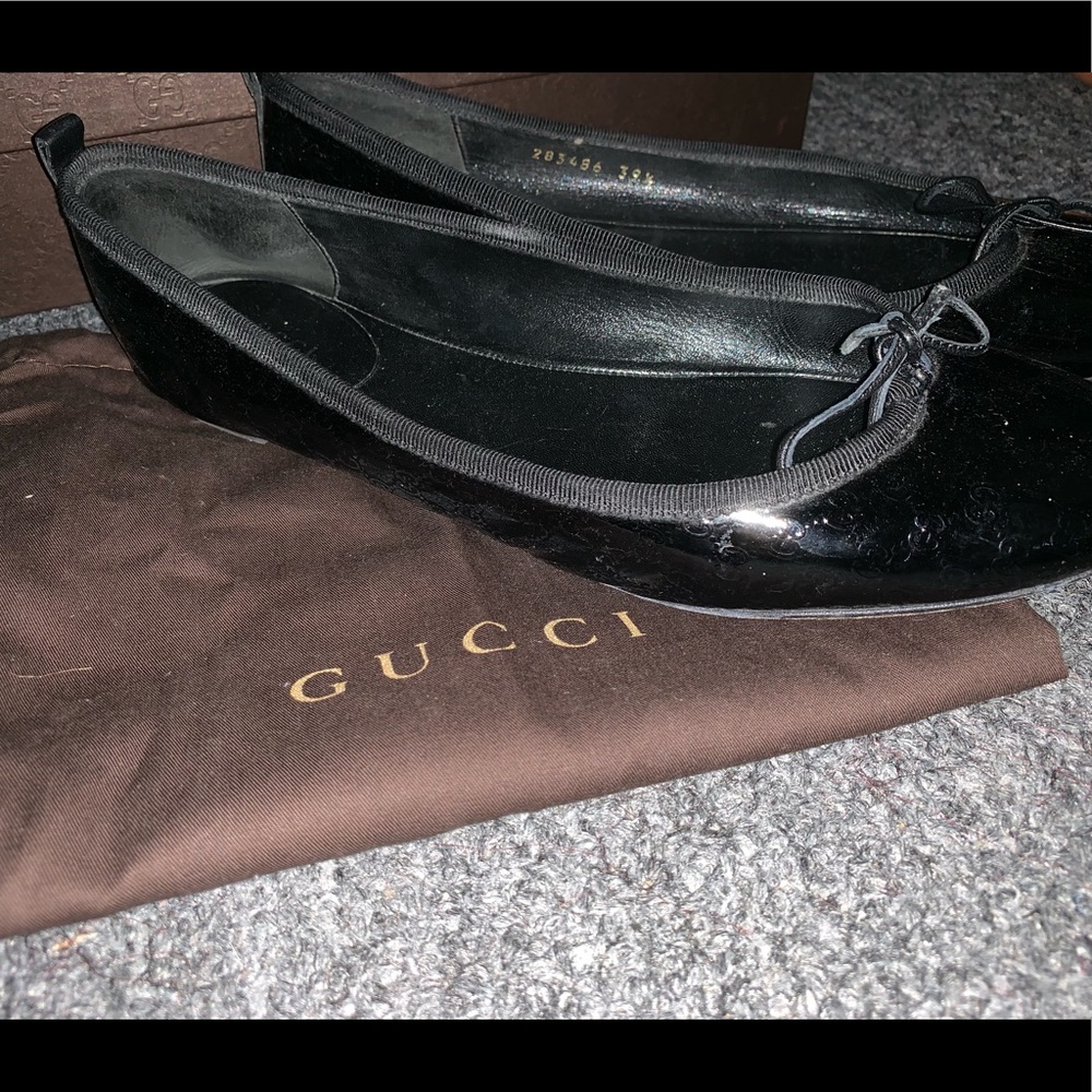 Gucci Patent leather flats